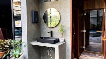 Masajes tailandeses, masajes