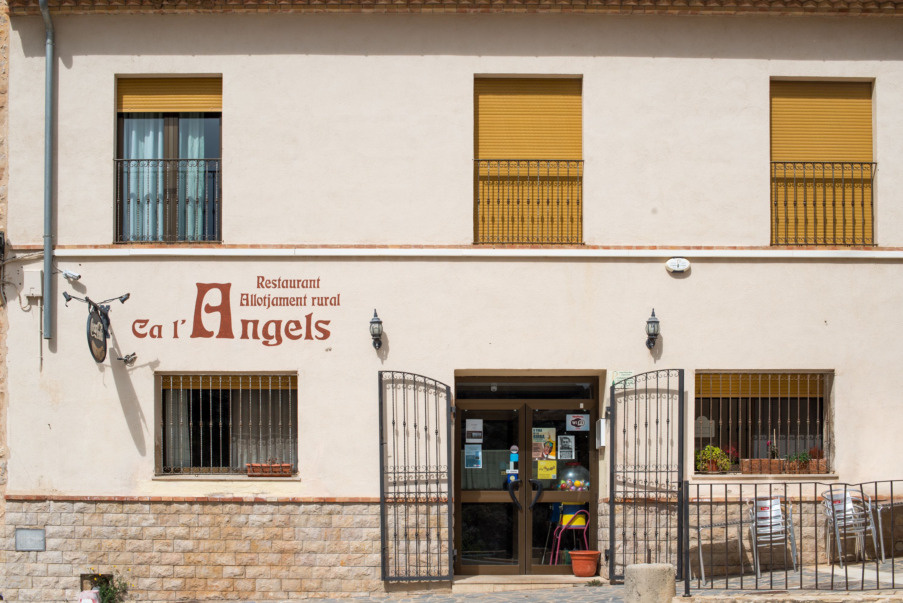 Entrada al alojamiento