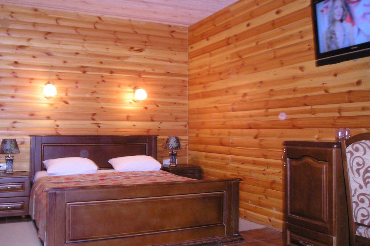 In-room safe, blackout curtains, iron/ironing board, free WiFi