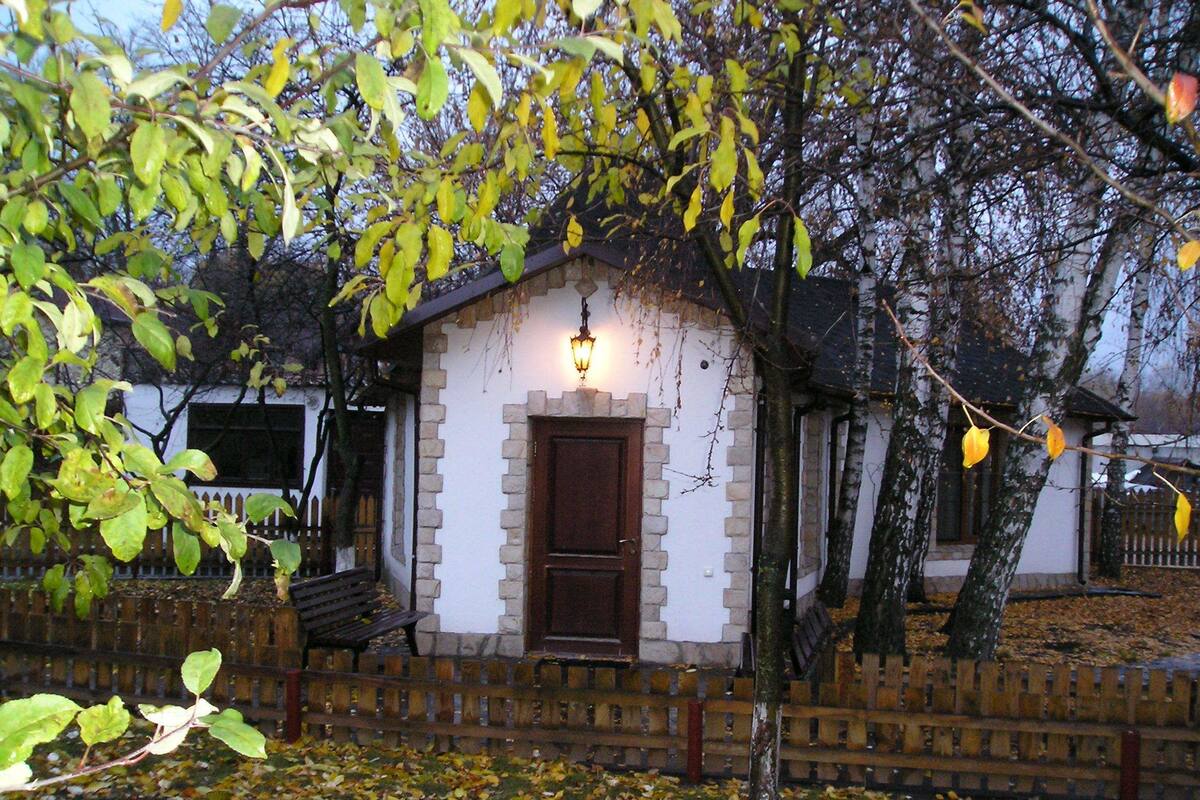 In-room safe, blackout curtains, iron/ironing board, free WiFi