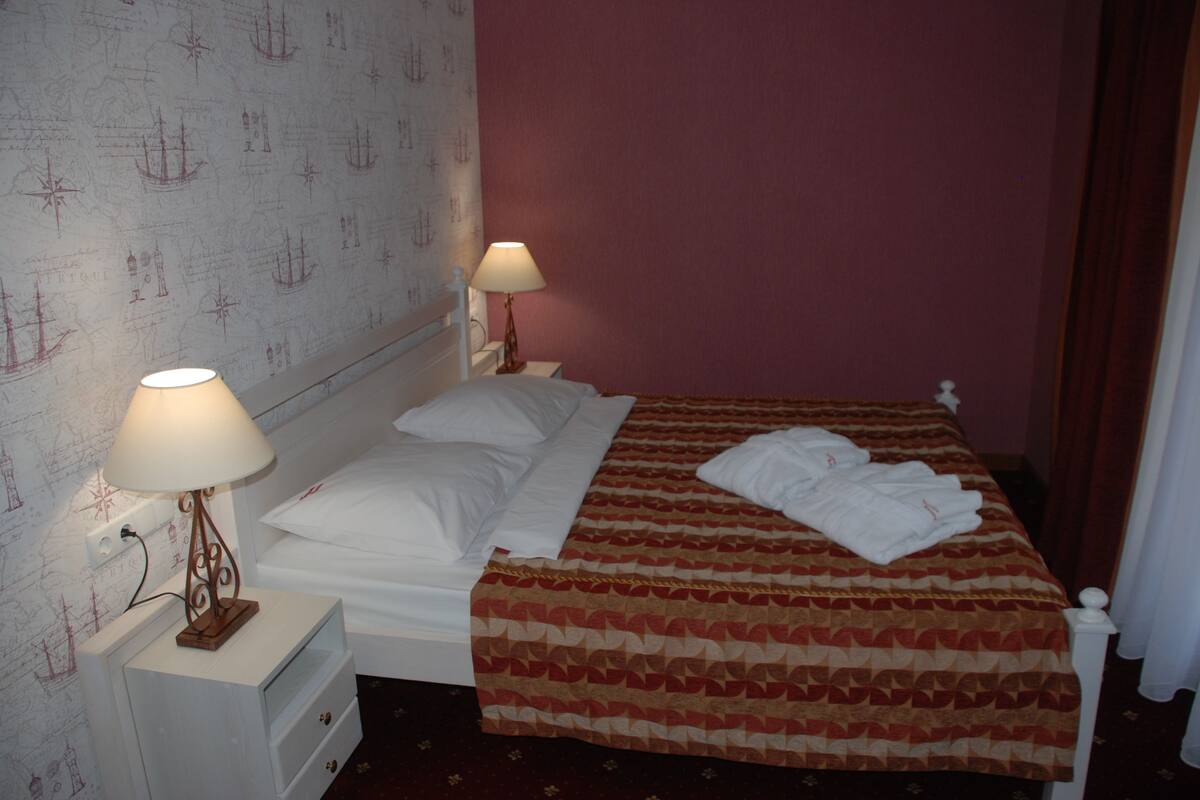 In-room safe, blackout curtains, iron/ironing board, free WiFi