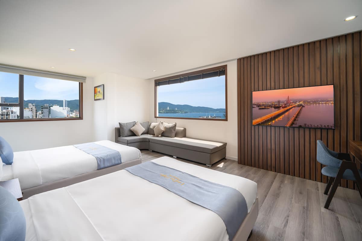 Executive Studio Suite | Beach/ocean view