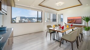 Studio Suite Executive | Minibar, két bảo mật tại phòng, màn/rèm cản sáng 