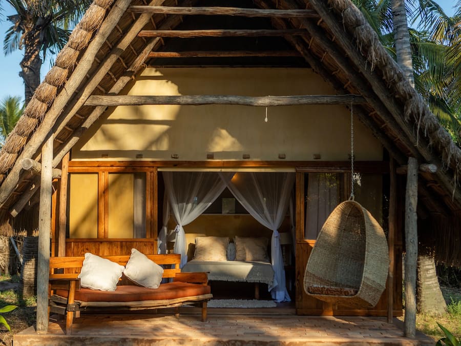 Standard Double Room, 1 Double Bed, Non Smoking, Garden View (Detached Double (1)) | Individually decorated, individually furnished, bed sheets