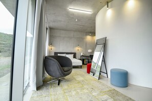Ropa de cama de alta calidad y escritorio 