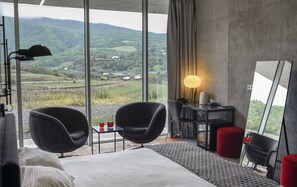 Ropa de cama de alta calidad y escritorio 