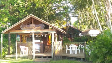 Fachada da propriedade
