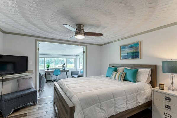 2 Schlafzimmer, Schreibtisch, Bügeleisen/Bügelbrett, kostenloses WLAN