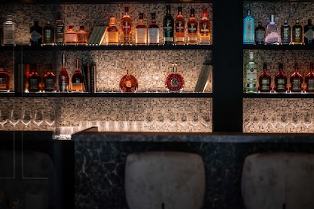 Bar (en la propiedad)