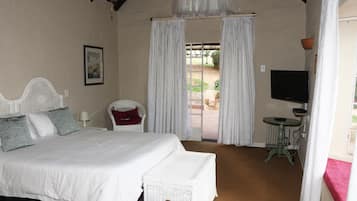 Individually decorated, individually furnished, desk, free WiFi