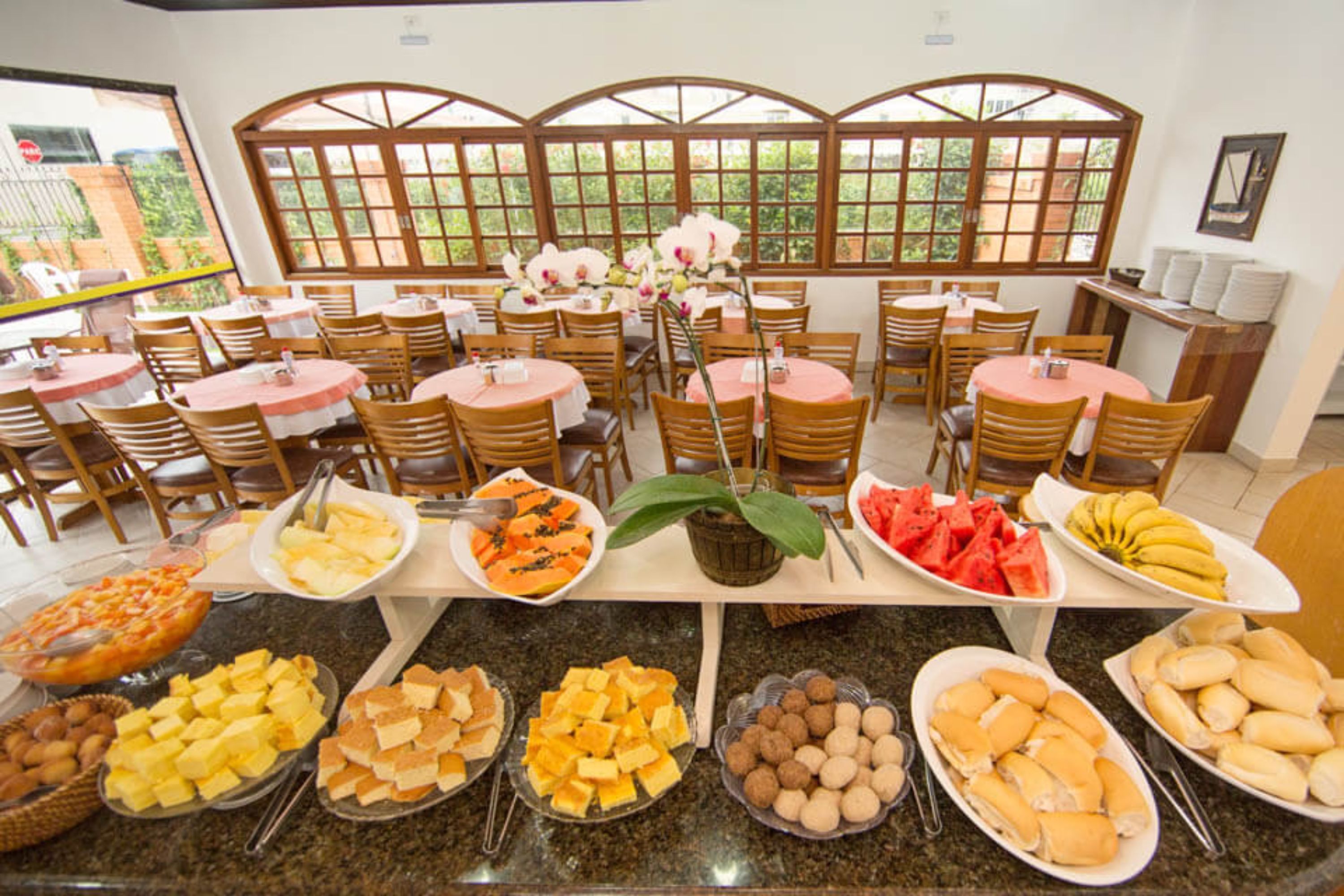 Frokostbuffé er inkludert hver dag