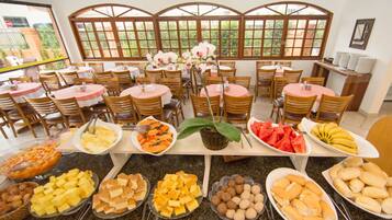 Frokostbuffé er inkludert hver dag