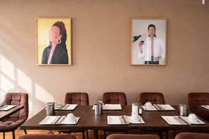 Se ofrece un desayuno bufé todos los días (por un coste adicional)