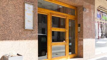 Entrada al alojamiento