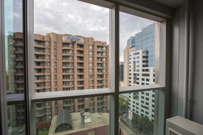Apartment (2 Bedrooms) | Balcony