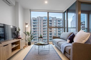 Apartment (2 Bedrooms) | Living room | TV
