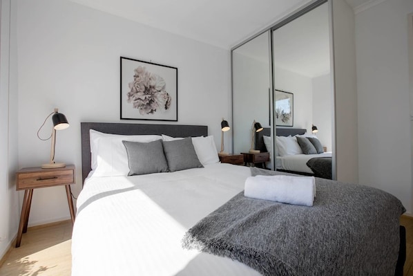 3 bedrooms, iron/ironing board, free WiFi, bed sheets