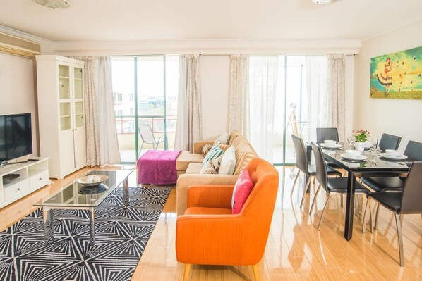 Living room - Mq Apartment (Macquarie Park)
