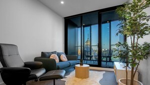 Leilighet (2 Bedrooms) | Oppholdsrom | TV