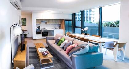 Incredible Riverside Apartment In Brisbane