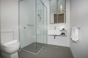 Apartment (2 Bedrooms) | Bathroom - Green Hood Stunning 2 Bedrooms In Parkville (Parkville)