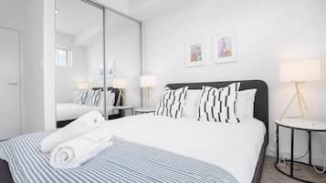 Apartamento (2 Bedrooms) | 2 quartos, ferros/tábuas de passar roupa, roupa de cama
