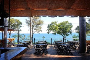 Petit déjeuner buffet compris tous les jours