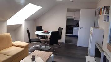 Apartment | Living area | Flat-screen TV