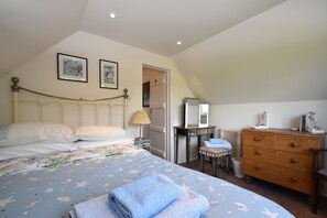 5 bedrooms, iron/ironing board, travel cot, free WiFi