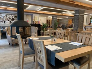 Almoço e jantar, culinária francesa