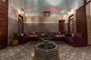 Sala de estar en el lobby