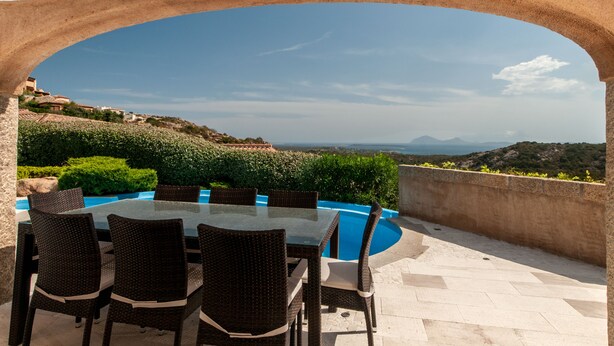 Outdoor dining - Villa Pevero Hills 5 (Arzachena)