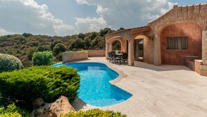 Outdoor pool - Villa Pevero Hills 5 (Arzachena)