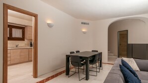 Villa, 5 Bedrooms | Living area | Flat-screen TV - Villa Pevero Hills 5 (Arzachena)