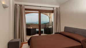 Villa, 5 Bedrooms | 5 bedrooms, WiFi (free), bed sheets - Villa Pevero Hills 5 (Arzachena)