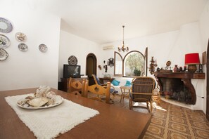 Living area - Villa Wanda (Quartu Sant'Elena)