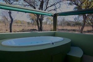 Chalet | Baignoire à remous privée