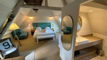 Chambre Double (Côté Mer) | 3 chambres, literie de qualité supérieure, décoration personnalisée