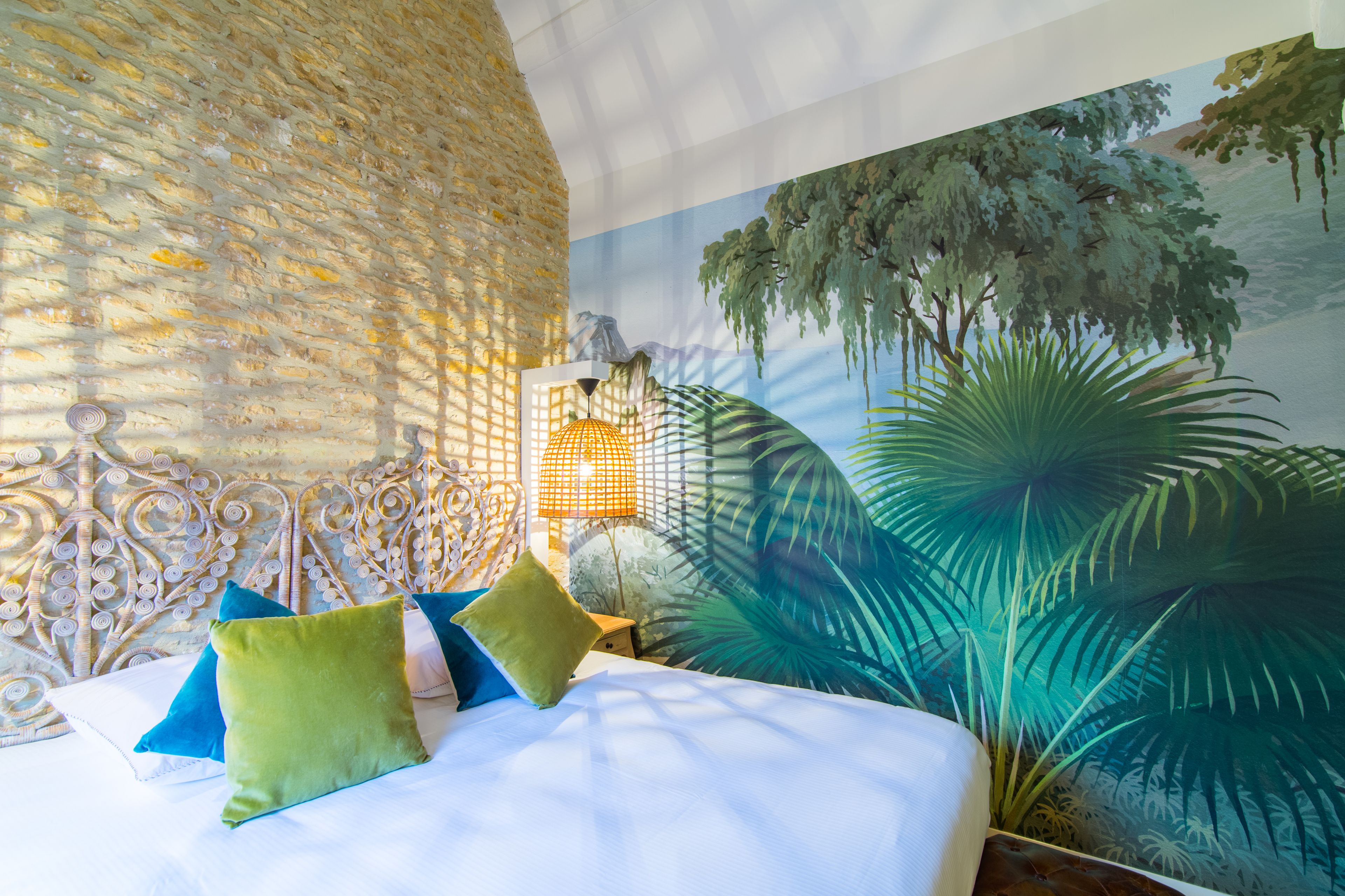 Tweepersoonskamer (Exotique) | Luxe beddengoed, individueel gedecoreerd, individueel gemeubileerd