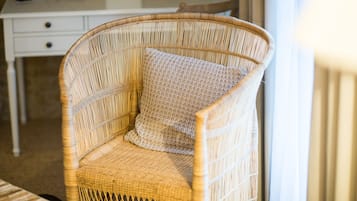 Double Room (Nature) | Living area | Flat-screen TV