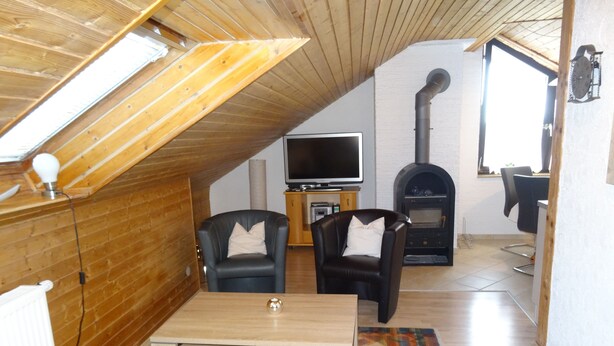 Apartment, 2 Bedrooms | Living area - Ferienwohnung Petrik (Neckargemuend)