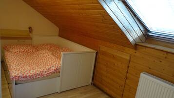 Apartment, 2 Schlafzimmer | 2 Schlafzimmer, kostenloses WLAN, Bettwäsche