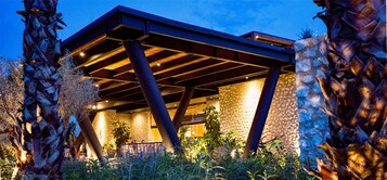 Είσοδος καταλύματος