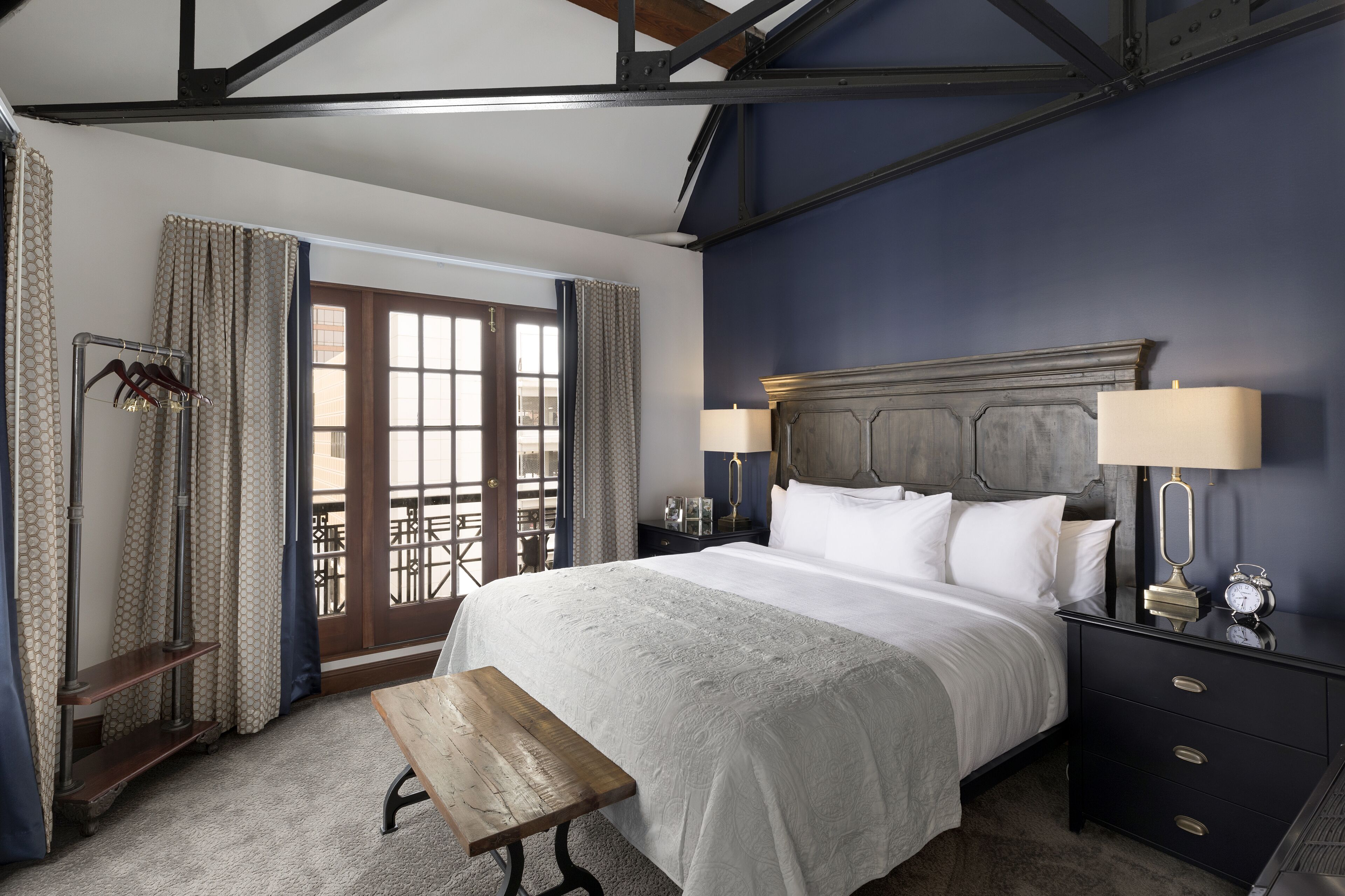 king suite | 1 bedroom, premium bedding, pillow-top beds, blackout curtains