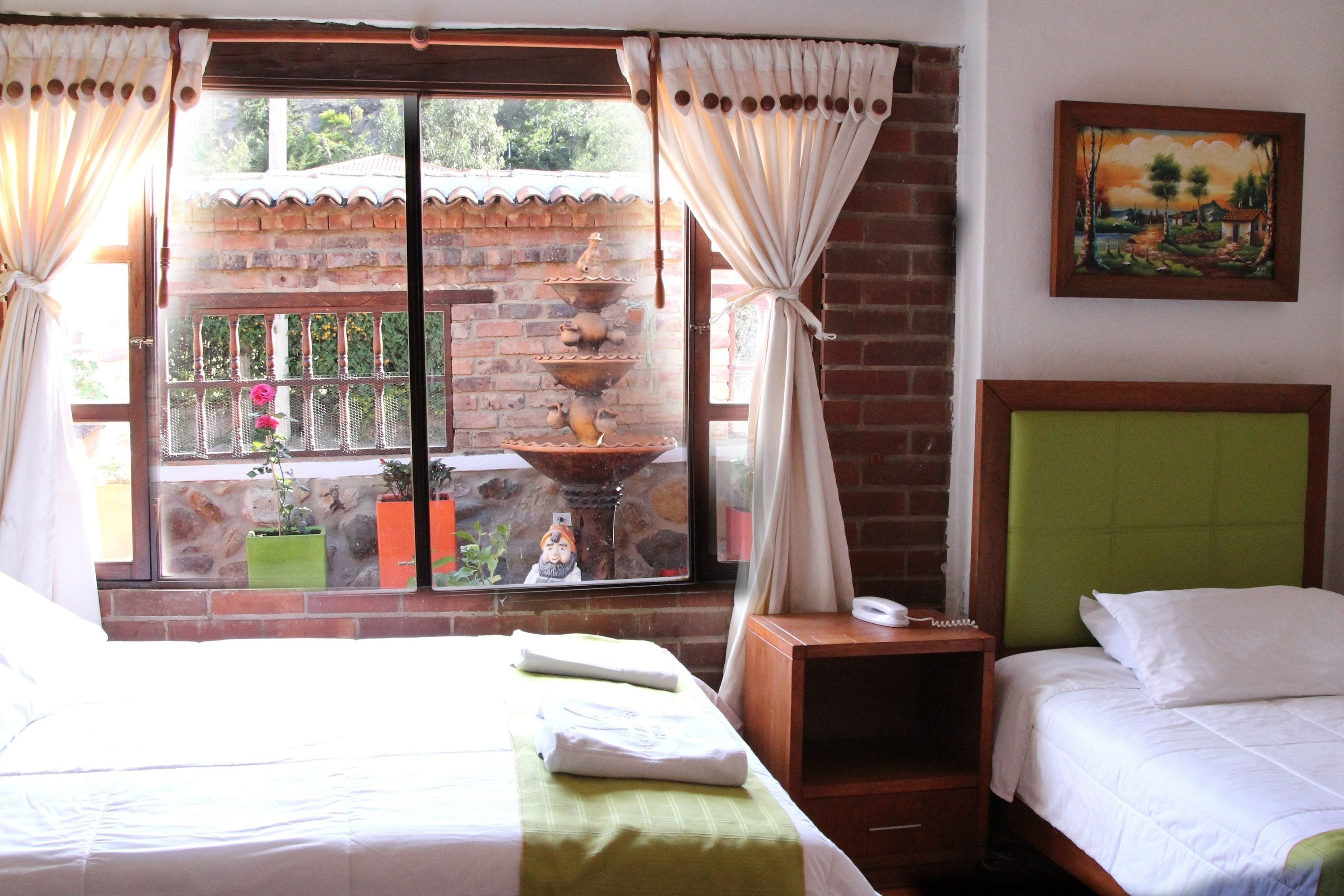 مكتب وواي فاي مجانًا وملاءات أسرّة