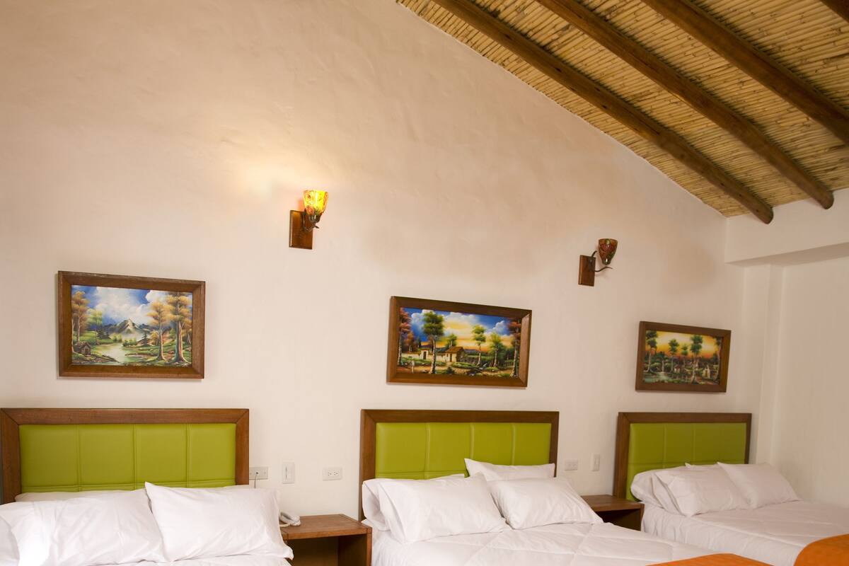 Grand Room (Forte) | 1 bedroom, desk, free WiFi, bed sheets