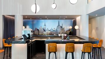 Lobby-Lounge