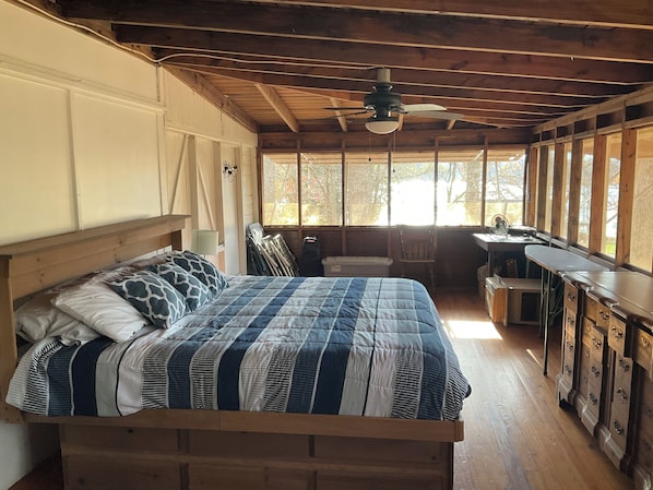 3 habitaciones, cuna de viaje, wifi gratis y ropa de cama 