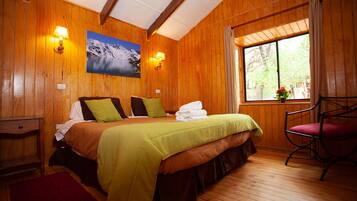 Family Cabin | Premium bedding, in-room safe, individually decorated
