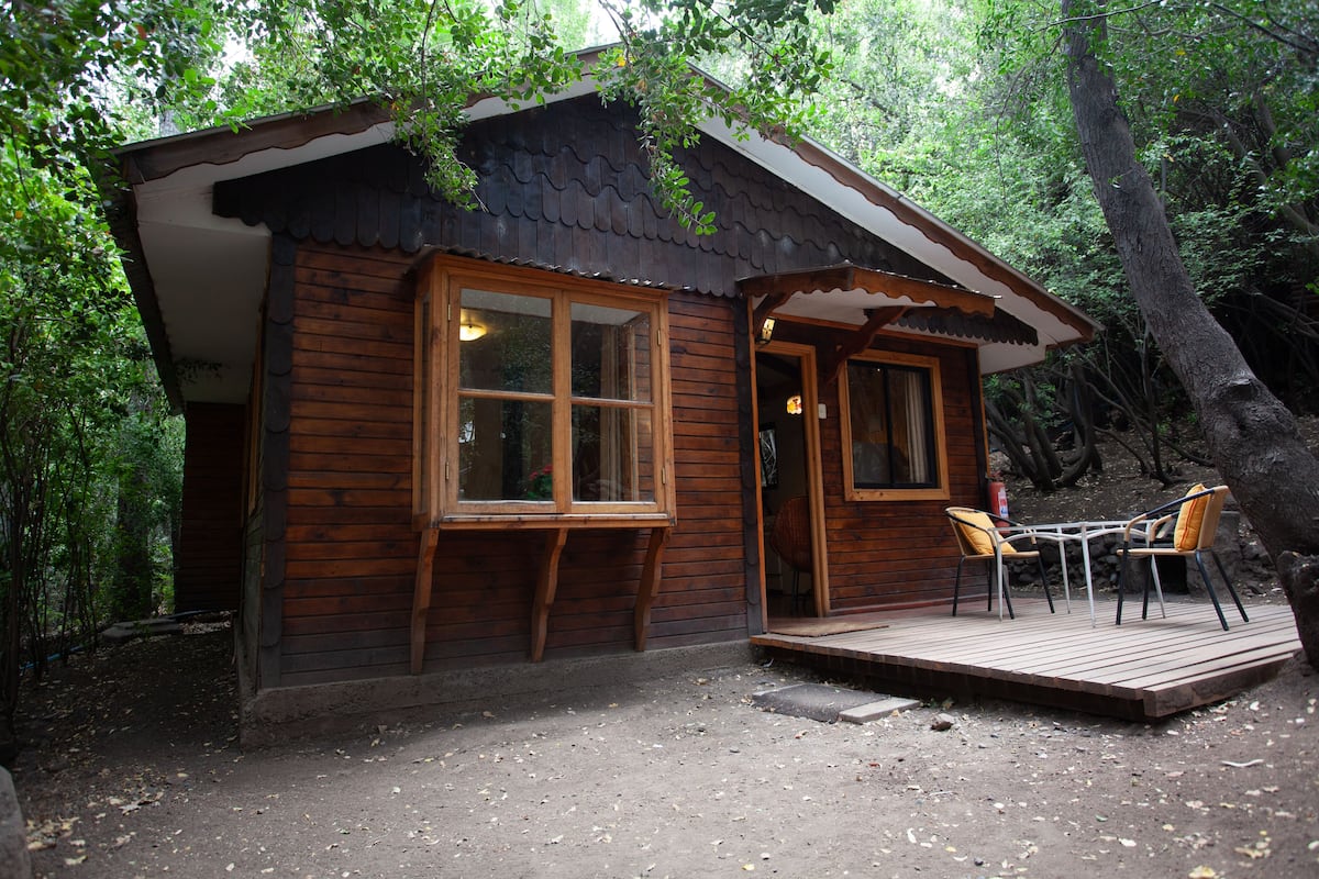 Comfort Cabin | Premium bedding, in-room safe, laptop workspace, individually decorated